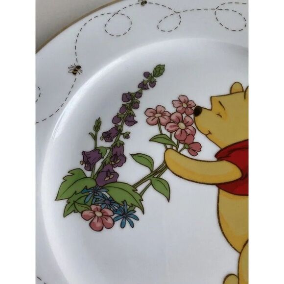 Disney Winnie The Pooh 10.5” Ceramic Dinner Plate Spring Days Flowers NEW - Picture 4 of 9